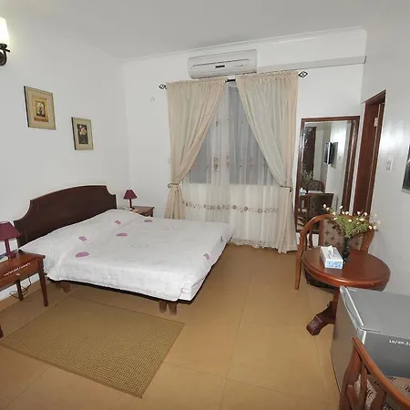 Lion Hotel